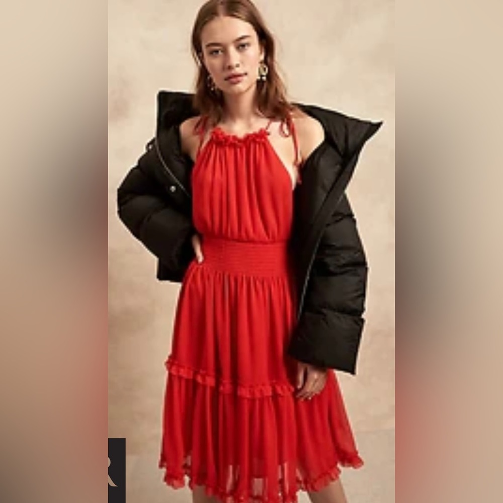 Beautiful brand new Banana Republic Halter Mini Dress 💕